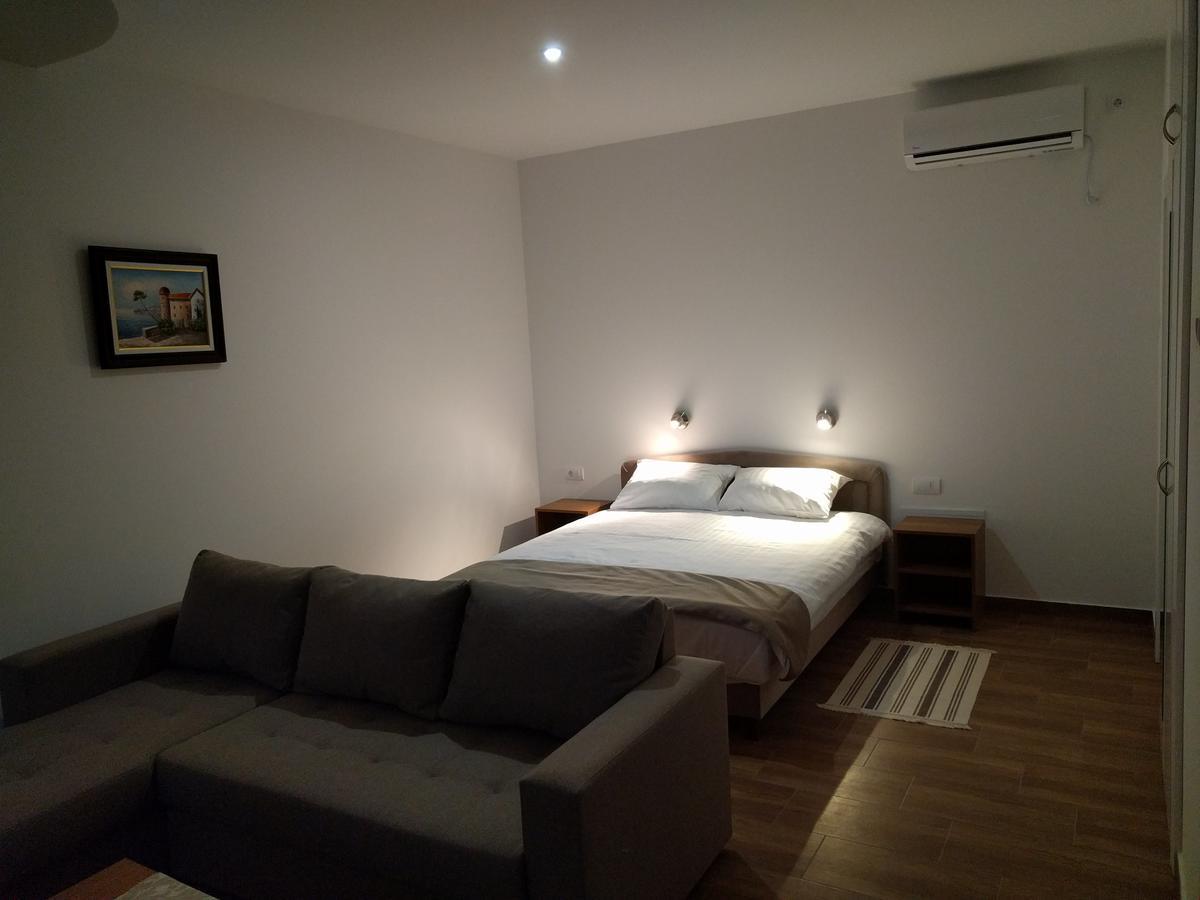 Simica Cose Apartment เวิร์ดนิค ภายนอก รูปภาพ