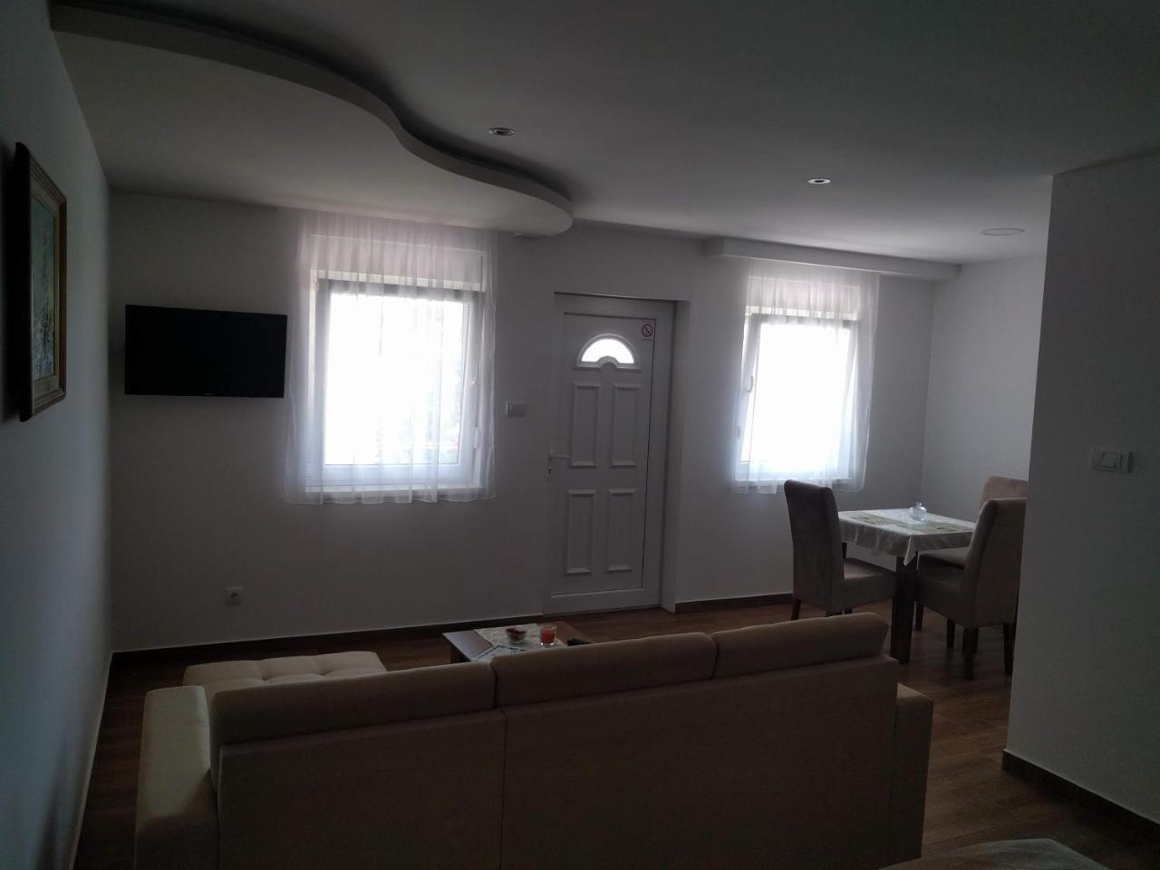Simica Cose Apartment เวิร์ดนิค ภายนอก รูปภาพ