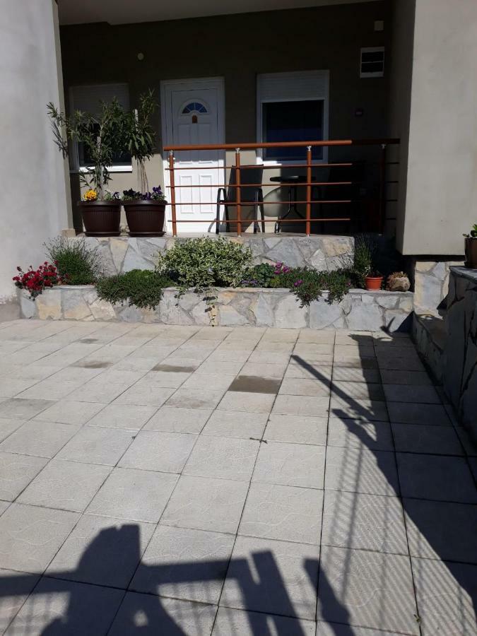 Simica Cose Apartment เวิร์ดนิค ภายนอก รูปภาพ