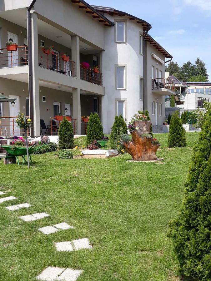 Simica Cose Apartment เวิร์ดนิค ภายนอก รูปภาพ